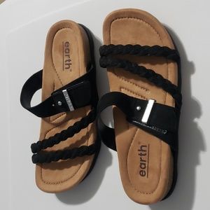 NWOB Earth Origins Sandal Etevid Black Velcro  Size 8.5